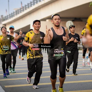 Runner Photo 6417157