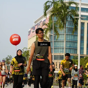 Runner Photo 6417165