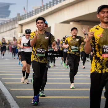 Runner Photo 6417182