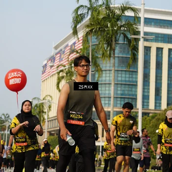 Runner Photo 6417211