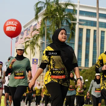 Runner Photo 6417259