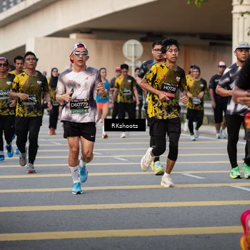 Runner Photo 6417281