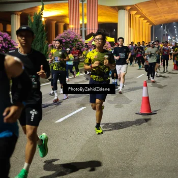 Runner Photo 6417288