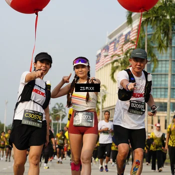 Runner Photo 6417353
