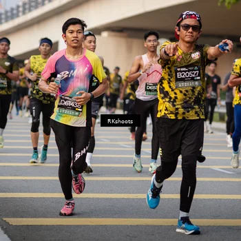 Runner Photo 6417422