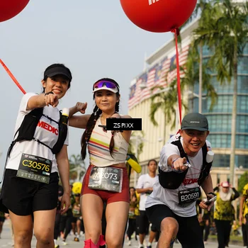 Runner Photo 6417434
