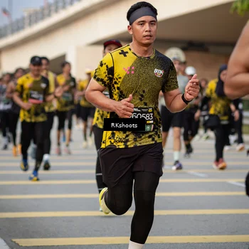 Runner Photo 6417457