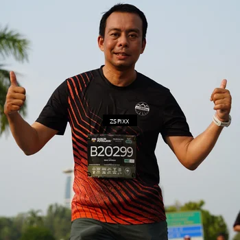 Runner Photo 6417490