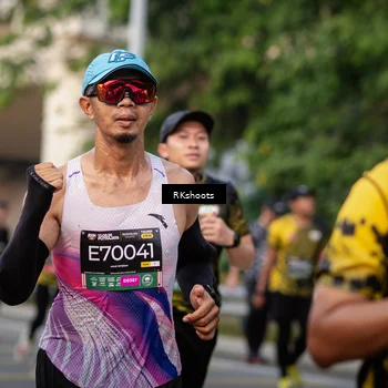 Runner Photo 6417524