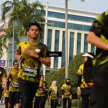 Runner Photo 6417530