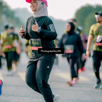 Runner Photo 6417554