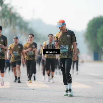 Runner Photo 6417563