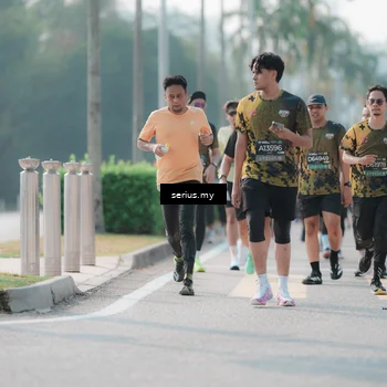 Runner Photo 6417589