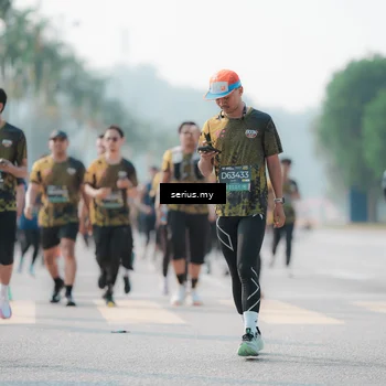 Runner Photo 6417595