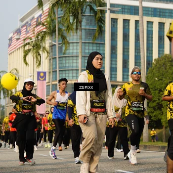 Runner Photo 6417606