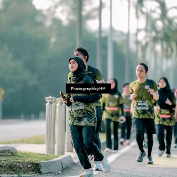 Runner Photo 6417617