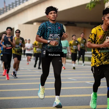 Runner Photo 6417622