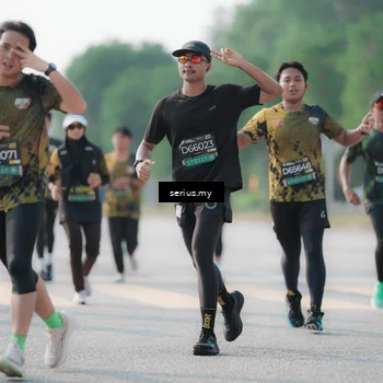 Runner Photo 6417633