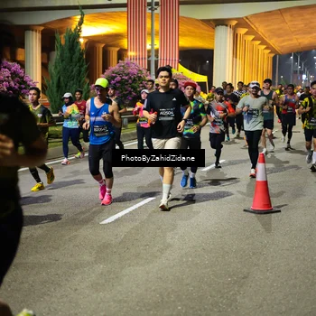 Runner Photo 6417645