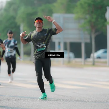 Runner Photo 6417655