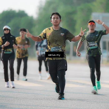 Runner Photo 6417661