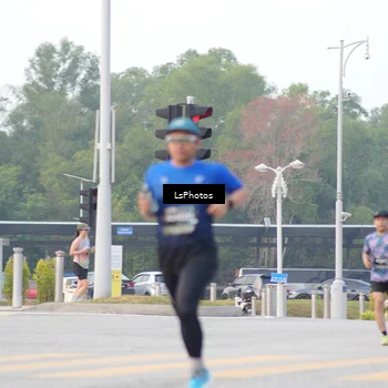 Runner Photo 6417694