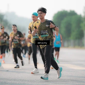 Runner Photo 6417696