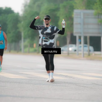 Runner Photo 6417700