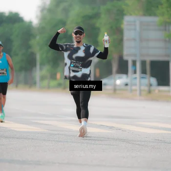 Runner Photo 6417702