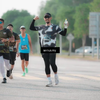 Runner Photo 6417711