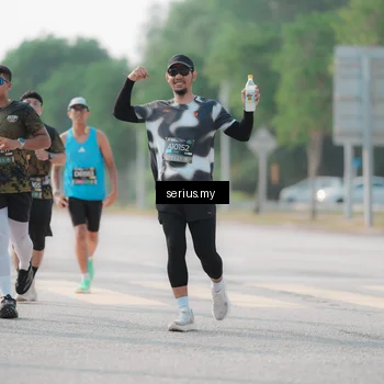 Runner Photo 6417715