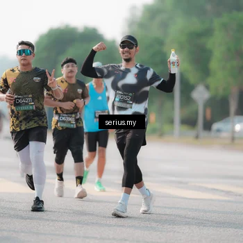 Runner Photo 6417722