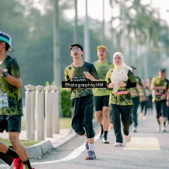 Runner Photo 6417724