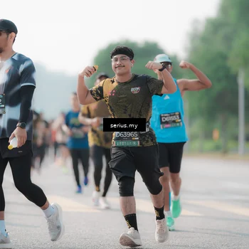 Runner Photo 6417753