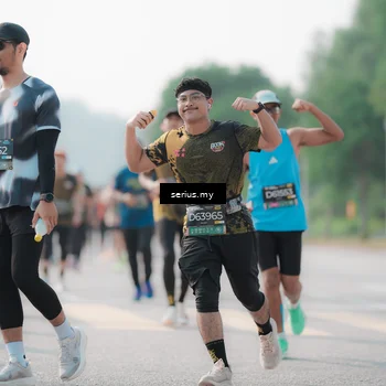 Runner Photo 6417754