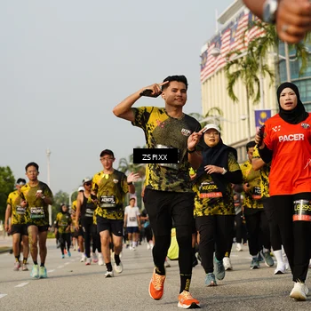 Runner Photo 6417770