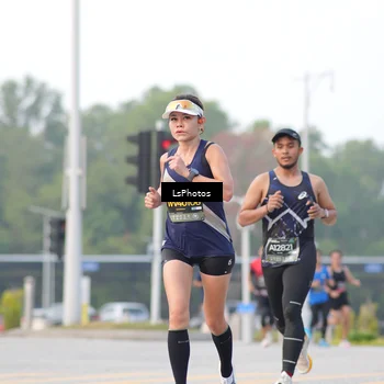 Runner Photo 6417800