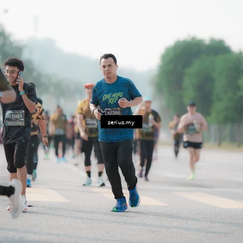 Runner Photo 6417819