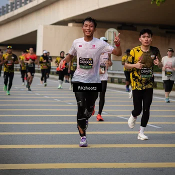 Runner Photo 6417823
