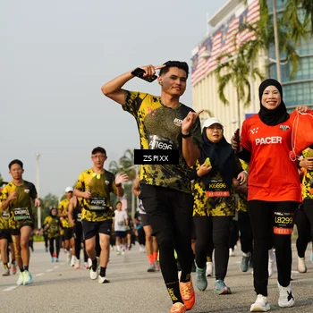 Runner Photo 6417824