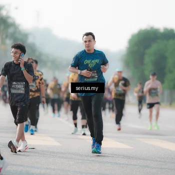 Runner Photo 6417828