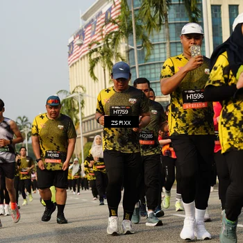 Runner Photo 6417850
