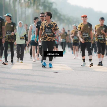 Runner Photo 6417871