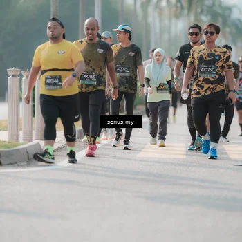 Runner Photo 6417875