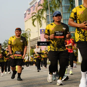 Runner Photo 6417881