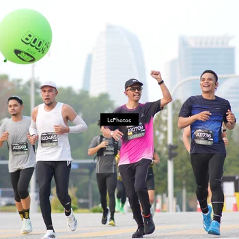 Runner Photo 6417888