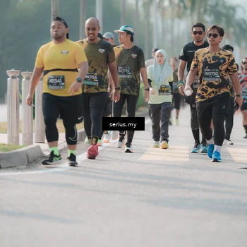 Runner Photo 6417891