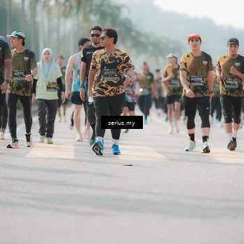 Runner Photo 6417900
