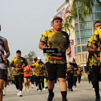 Runner Photo 6417917
