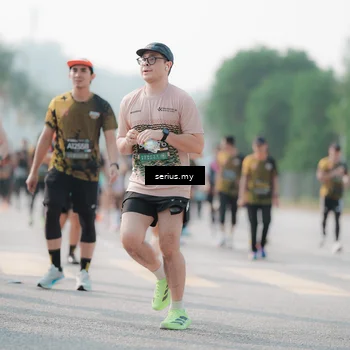 Runner Photo 6417920